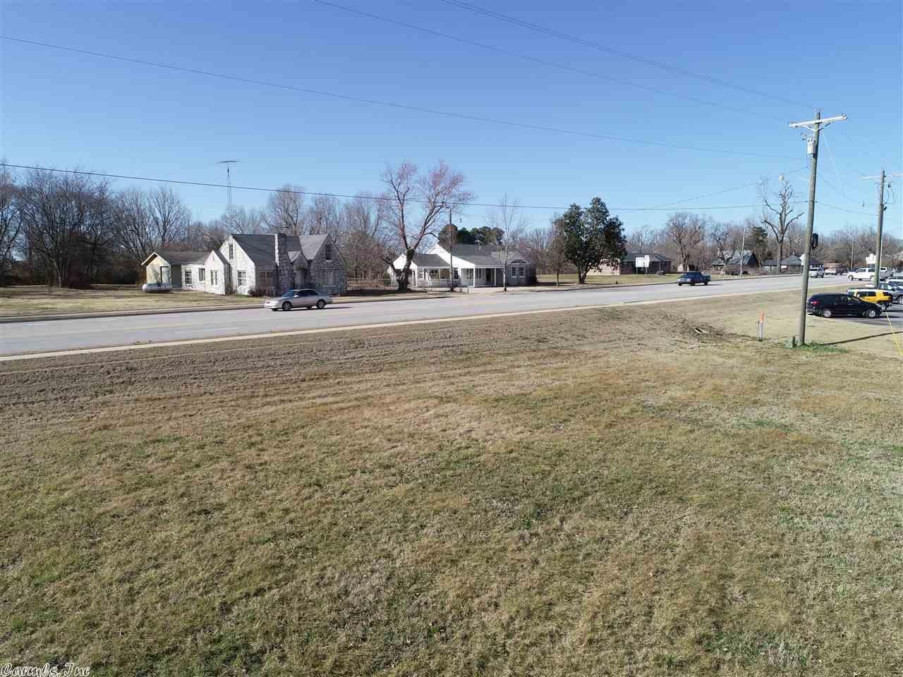 000 E Main, Ash Flat, AR 72513